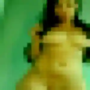 Lila, 33 ans, en ligne à Breuil-Bois-Robert pour une rencontre coquine