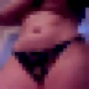 Charmante Pauline, 32 ans à Brix - la contacter