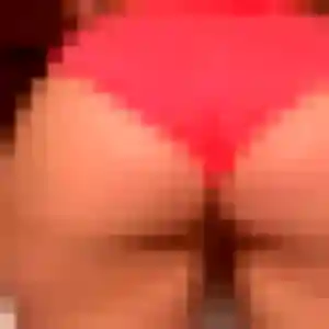 Flore, 34 ans, cherche un plan cul à Bron