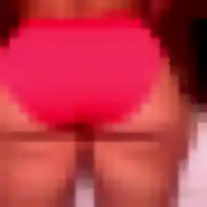 Anouk, 25 ans, connectée à Bruailles pour une rencontre coquine