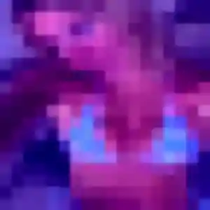 Ines, 21 ans, disponible à Brugheas pour une rencontre coquine