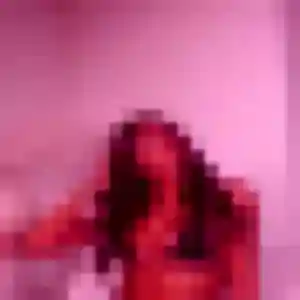 Solene, 33 ans, disponible à Brugheas pour un plan cul