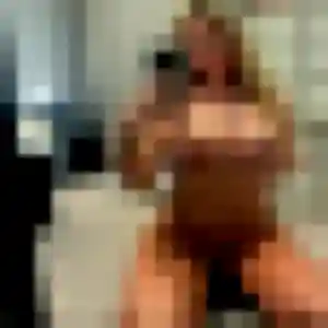 Doriane, fille de 28 ans veut plan cul à Brusvily