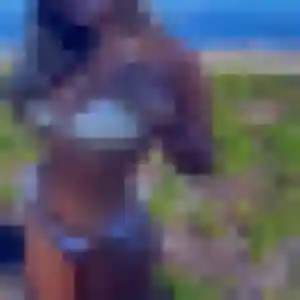 Marion, 22 ans, disponible à Bû pour un plan cul