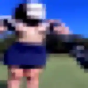 Photo de Elodie à Buais-Les-Monts (25 ans) - plan cul anonyme