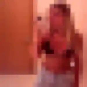 Charmante Rania, 23 ans à Bujaleuf - la contacter
