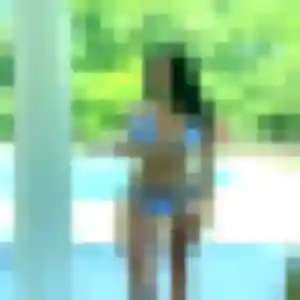 Naila, femme de 20 ans propose plan cul à Cadolive