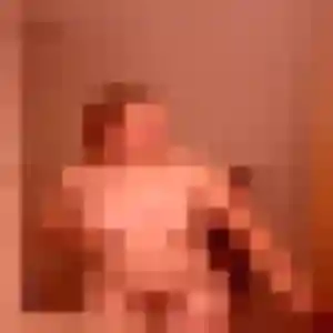Photo de Laura à Cahuzac-sur-Vère (34 ans) - plan cul anonyme