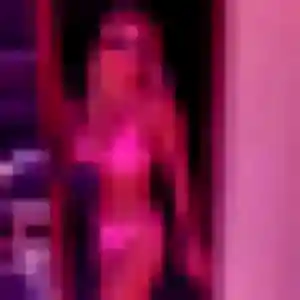 Manon, 22 ans, en ligne à Calonne-sur-la-Lys pour une rencontre coquine