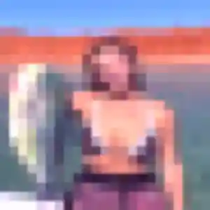 Felicite, 20 ans, en ligne à Camaret-sur-Aigues pour un plan cul