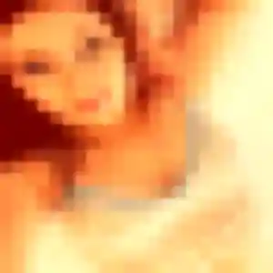 Solene, 26 ans, connectée à Camaret-sur-Aigues pour une rencontre coquine