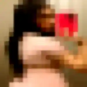 Rejoins Enora, 19 ans à Camphin-en-Carembault en privé