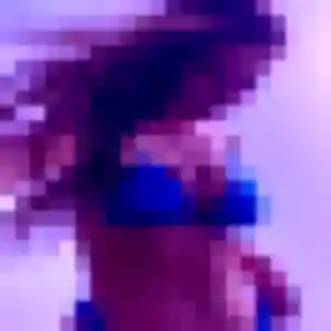 Stella, 35 ans, connectée à Cardroc pour un plan cul