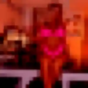 Emilie, 29 ans, disponible à Carignan-de-Bordeaux pour une rencontre coquine
