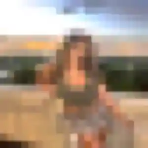 Photo de Emma à Carnières (22 ans) - plan cul anonyme