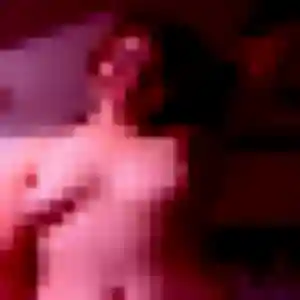 Mia, 19 ans, connectée à Cases-de-Pène pour une rencontre coquine