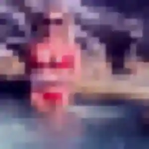 Contacte Safiya, 21 ans à Castelnau-Magnoac en privé