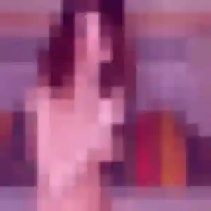 Julie, 29 ans, en ligne à Cauchy-à-la-Tour pour une rencontre coquine