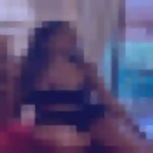 Juliette, 22 ans, disponible à Caunes-Minervois pour une rencontre coquine