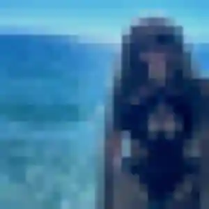 Photo de Eva à Caurel (30 ans) - plan cul gratuit