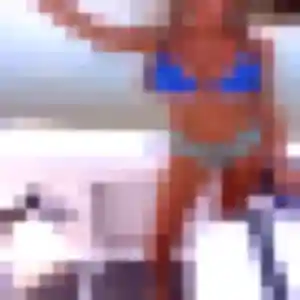 Photo de Lisa à Cesson (27 ans) - plan cul gratuit