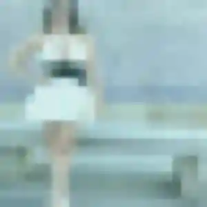 Zoe de Chabournay, 19 ans - plan cul discret