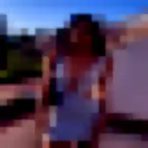 Margot, 19 ans, en ligne à Chailland pour une rencontre coquine