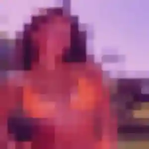 Enora, 28 ans, en ligne à Chailly-en-Gâtinais pour une rencontre coquine