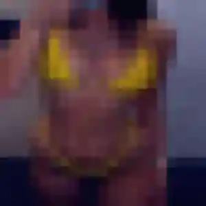 Jolie Zelie, 24 ans à Champsecret - voir sa photo