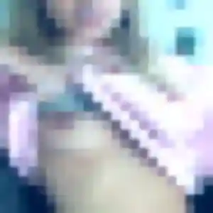 Elodie, fille de 21 ans propose plan cul à Chanos-Curson