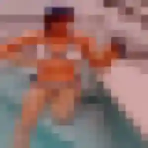 Jolie Yasmine, 23 ans à Charbonnières-les-Varennes - la contacter