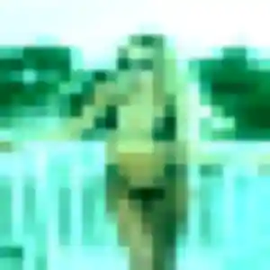 Jade, 27 ans, en ligne à Charleville-Mézières pour une rencontre coquine