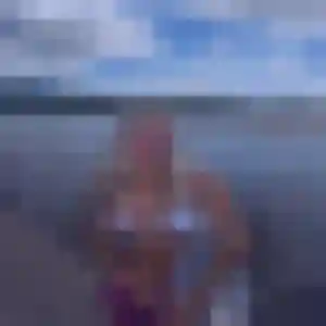 Lola, 21 ans, en ligne à Charny Orée de Puisaye pour une rencontre coquine