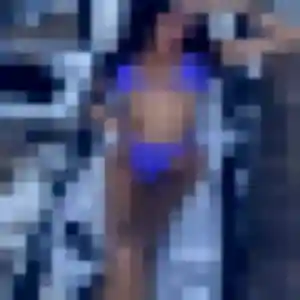Maeva de Chârost, 19 ans - plan cul sans prise de tête