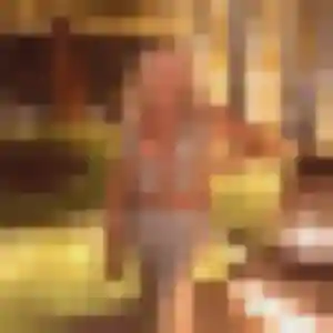 Roxane, 29 ans, connectée à Château-la-Vallière pour une rencontre coquine