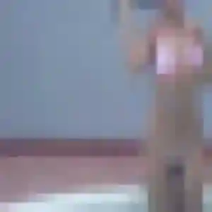 Charmante Leana, 34 ans à Châteauroux-les-Alpes - voir sa photo