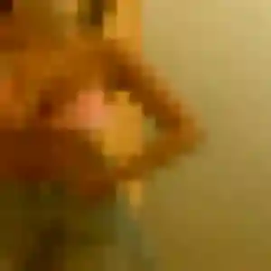 Violette, femme de 34 ans cherche plan cul à Châtel-Saint-Germain