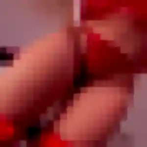 Zoe, femme de 33 ans cherche plan cul à Châtel