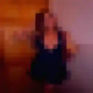 Photo privée de Louna, 21 ans à Châtillon-sur-Indre - rencontre coquine