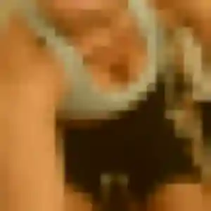 Rejoins Tessa, 30 ans à Châtillon-sur-Indre en t'inscrivant