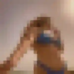 Violette, 33 ans, connectée à Chauconin-Neufmontiers pour une rencontre coquine