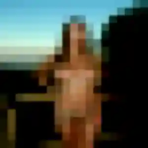 Charmante Eva, 28 ans à Chazelles-sur-Lyon - voir sa photo