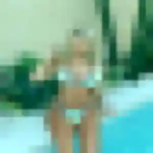 Rejoins Coralie, 32 ans à Chazey-sur-Ain en privé