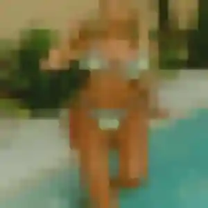 Ilana, 26 ans, dispo pour plan cul à Chemillé-sur-Dême