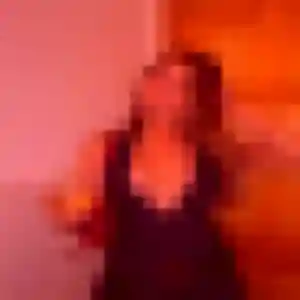 Photo de Luna à Chessy (22 ans) - plan cul anonyme
