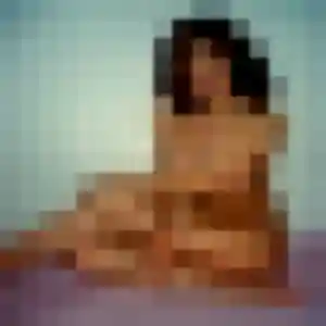 Contacte Maeva, 23 ans à Chevinay en privé