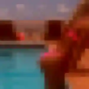 Rejoins Selma, 20 ans à Chuelles en privé