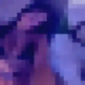 Roxane (21 ans) à Cléden-Cap-Sizun cherche une rencontre maintenant