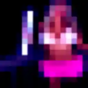 Découvre Roxane, 31 ans à Cléon en privé