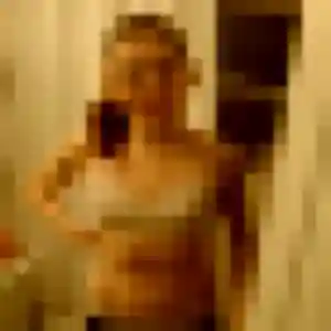 Photo sexy de Salome, 23 ans à Cluny - plan discret